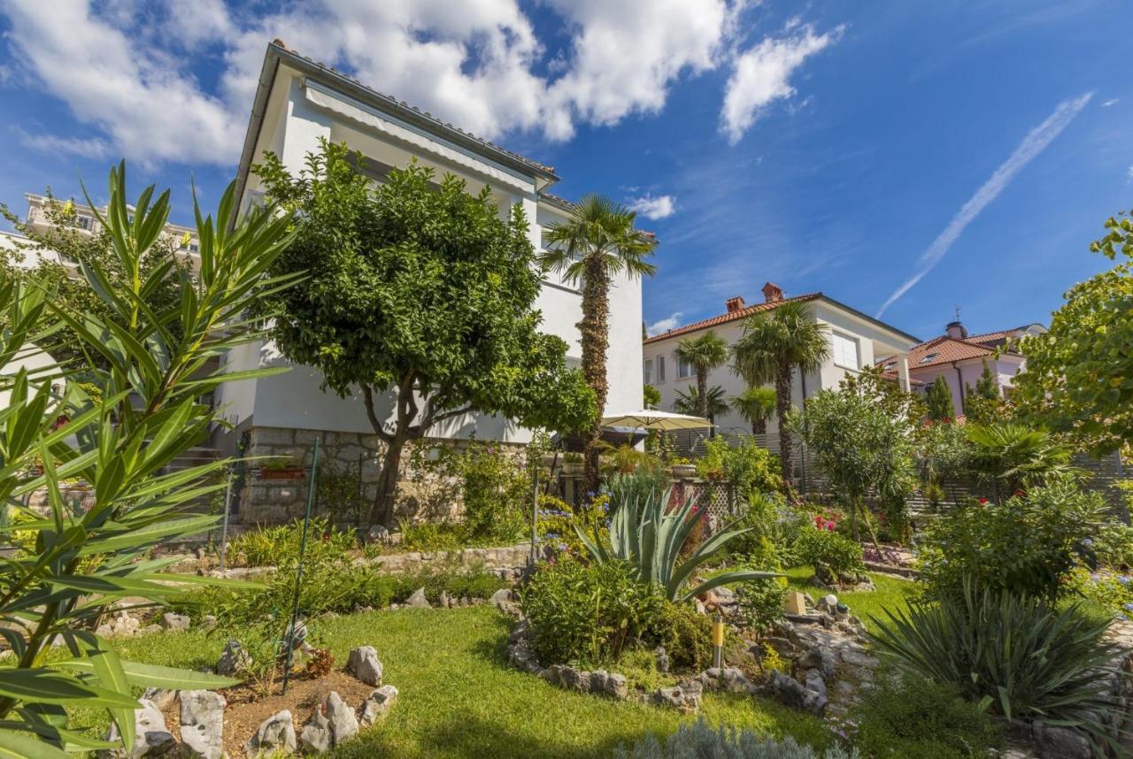 Zupan Apartamento Crikvenica Exterior foto